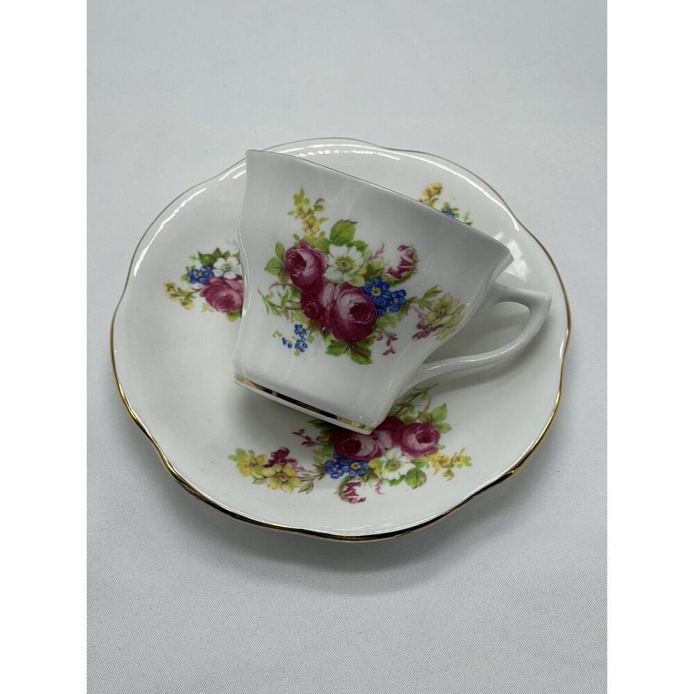 Vintage Fine‎ Chine Teacup & Saucer Floral England Porcelain Crown Brown Marking